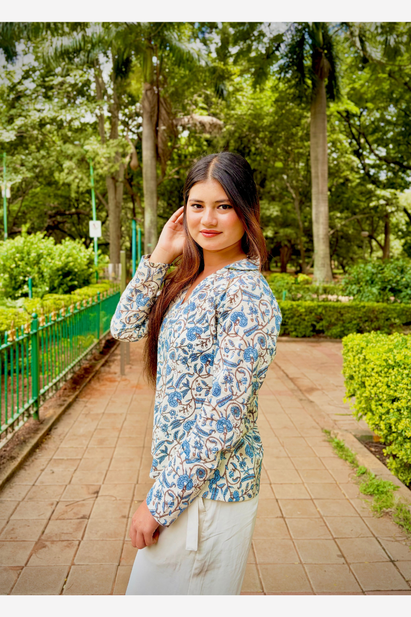 SHREADS Floral Print V-Neck Full-Sleeve Top